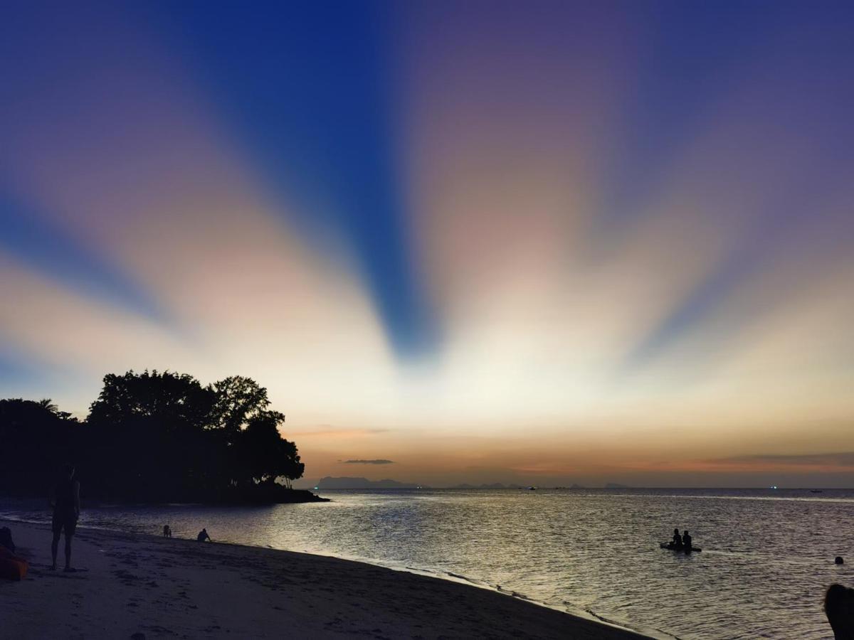 รีสอร์ท Coco Sunset 3*